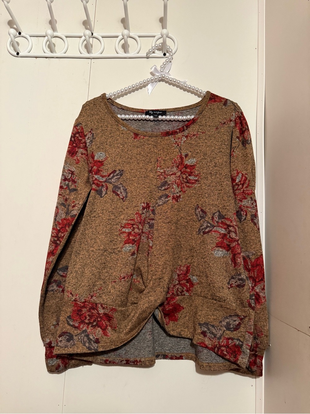Floral Knit Long-Sleeve Top in Brown and Red